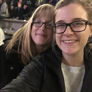 Meet your Posher, Haley